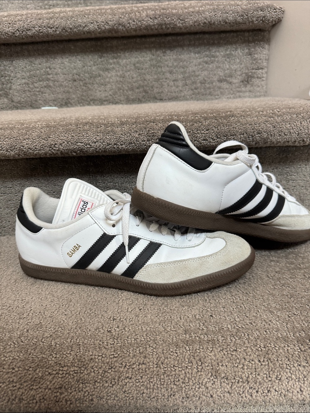 adidas Samba Men’s White Black Gum-Soled Sneaker